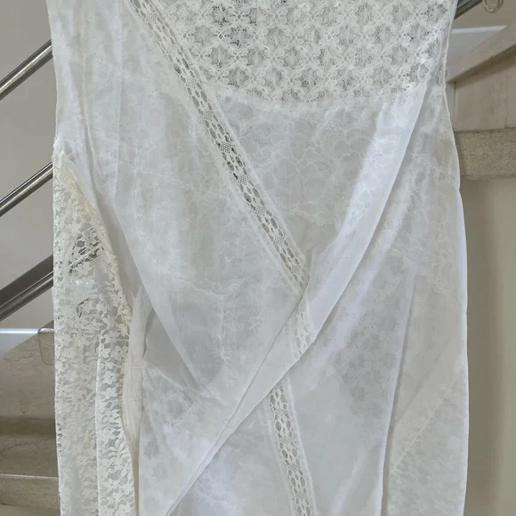 Vintage Nina RICCI Elegant White Lace Sleeveless Top